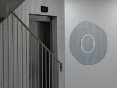 Mirror aluminium floor signage